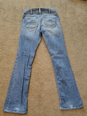 Ariat Women’s Classic Light Blue Bootcut Jeans